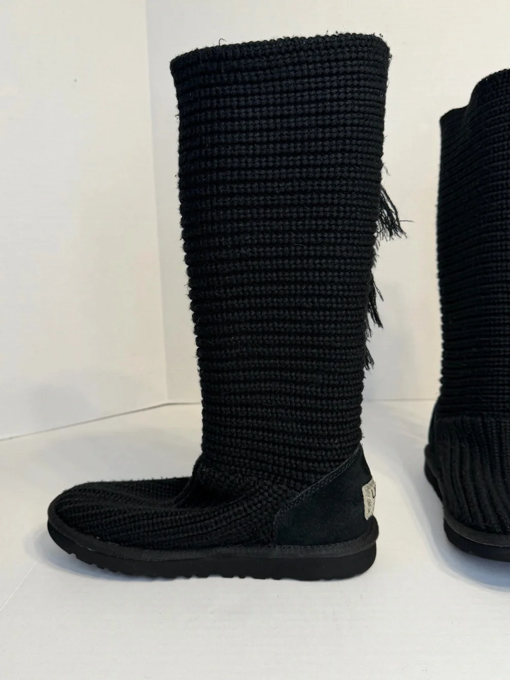 UGG black classic